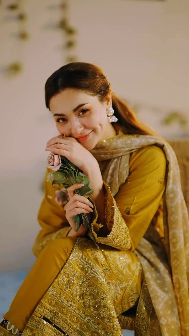 Qalamkar Hania Amir DHANK MOST DEMANDING EDITION 03PCS UNSTITCHED SUIT