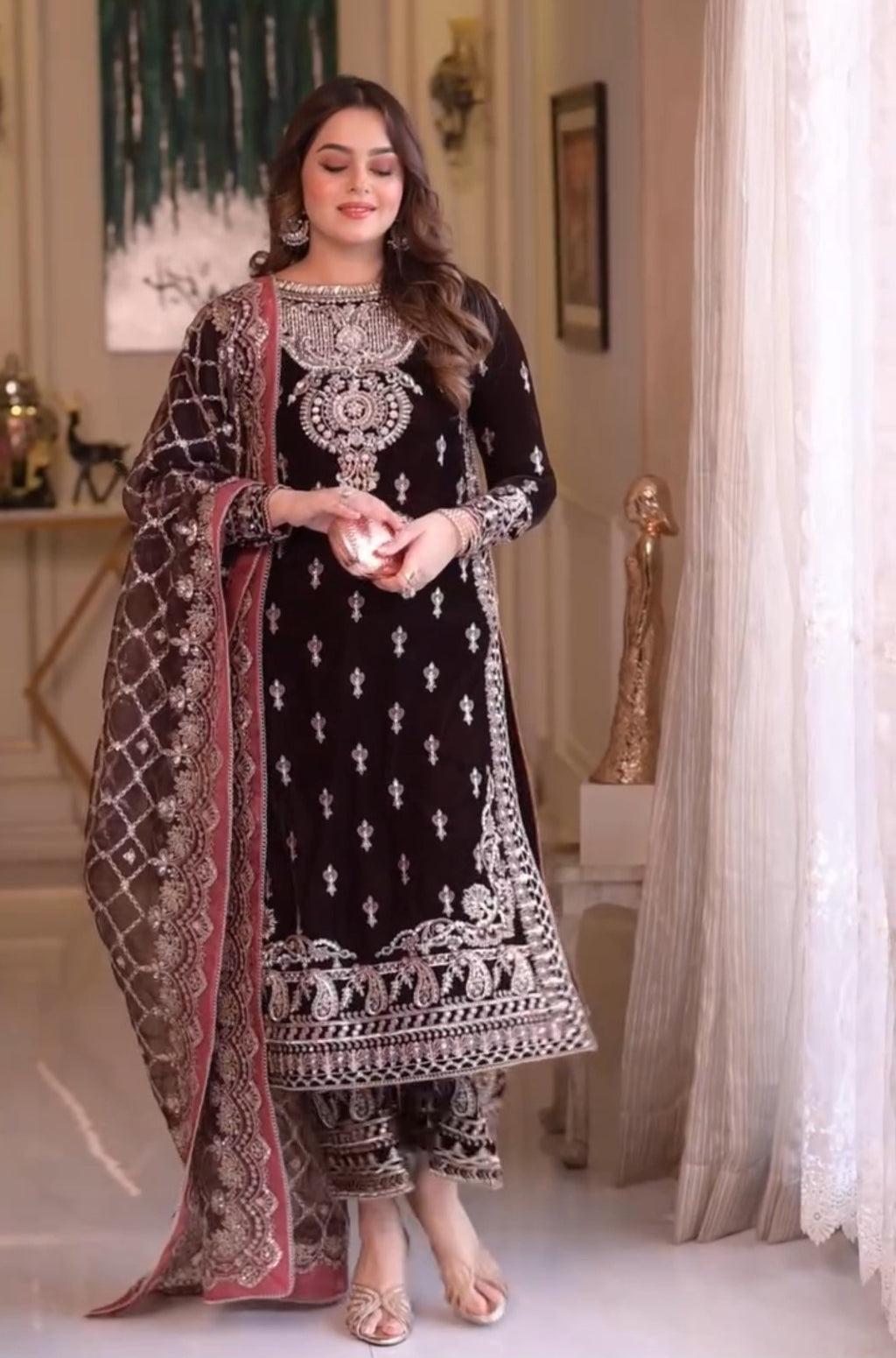 Viral Aneela's Fancy Dress